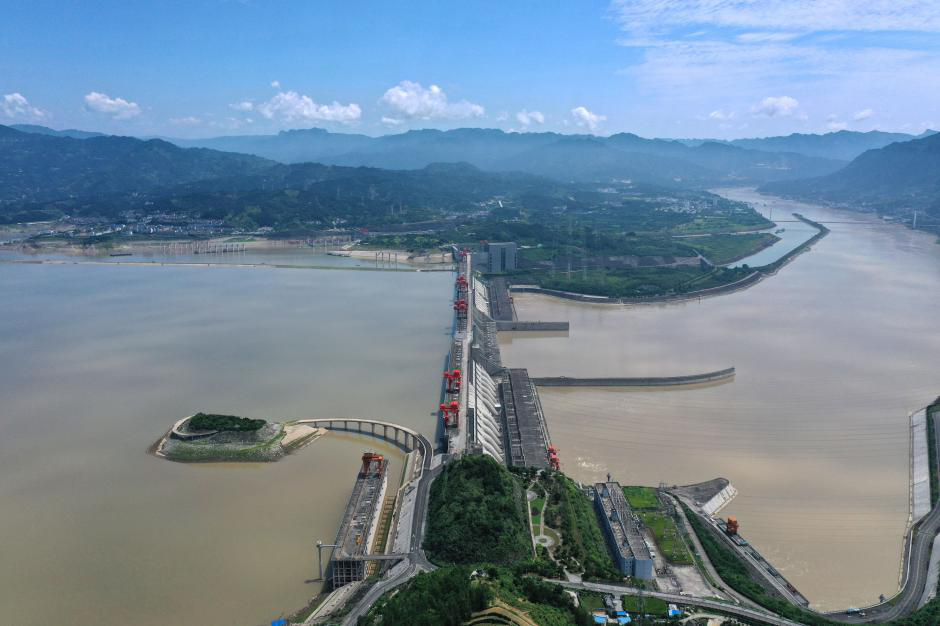 大国重器，三峡大坝，图为湖北宜昌三峡大坝一角